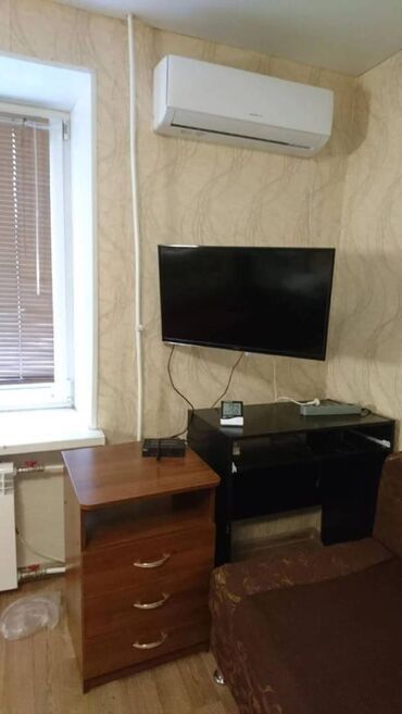 кызыл аскерден жер там сатылат: 50 кв. м, 1 бөлмө, Жылытылган, Брондолгон эшиктер, Унаа токтотуучу жай