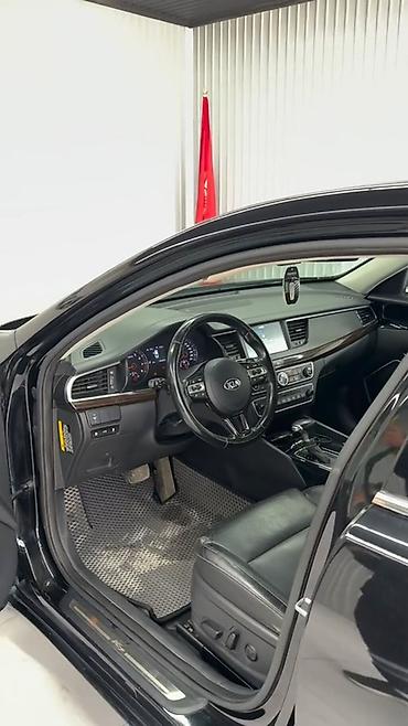 l 9 max: Kia Cadenza: 2018 г., 2.4 л, Автомат, Бензин, Седан — 2