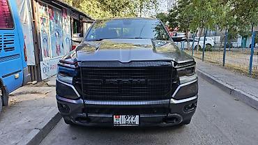 srv 3: Dodge Ram 1500: 2020 г., 5.7 л, Автомат, Бензин, Пикап — 2