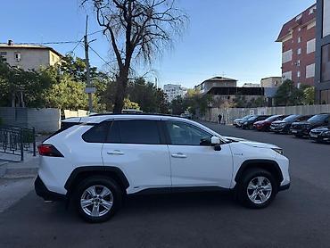 5: Toyota RAV4: 2019 г., 2.5 л, Автомат, Гибрид, Кроссовер — 4