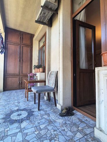 Yeni tikili: Bakıxanov qəs., 4 otaqlı, Yeni tikili, 200 kv. m -da lalafo.az — 27 Yeni tikili: Bakıxanov qəs., 4 otaqlı, Yeni tikili, 200 kv. m — 27