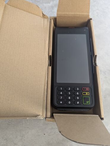 оборудование для ip телефонии видеосвязь настольные: Ккм аппарат Мобильный POS-терминал PAX A930 черного цвета