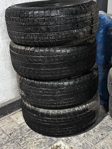 14 шины зимние: Шины 285 / 60 / R 18, Зима, Б/у, Комплект, Внедорожные (АТ/МТ), Япония, Yokohama
