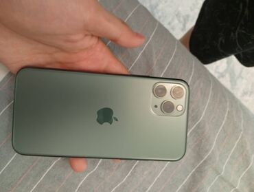 Apple iPhone: IPhone 11 Pro, Б/у, 64 ГБ, 70 %