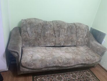 встроенная мебель диван: Диван-кровать, цвет - Бежевый, Б/у