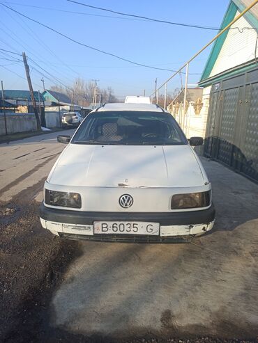 рамат б3: Volkswagen Passat: 1991 г., 1.8 л, Механика, Бензин, Универсал