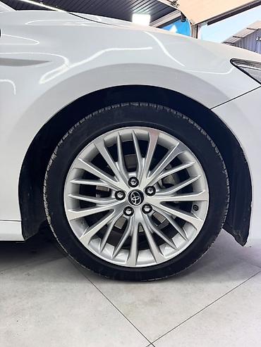 crown 2015: Toyota Camry: 2018 г., 2.5 л, Автомат, Бензин, Седан — 4