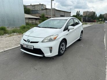 машина пассо: Toyota Prius: 2013 г., 1.8 л, Автомат, Гибрид, Хэтчбэк