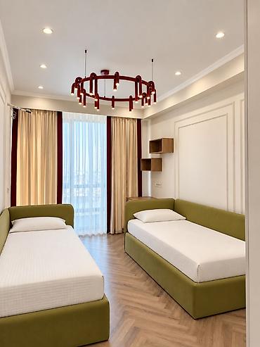 3: 3 комнаты, 116 м², Асанбай мкр 12 этаж — 1