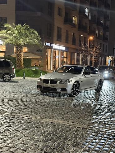 BMW: Böyük manitor Boyük gozik 4 knopkadan ibaratdi Head up (elektron — 6