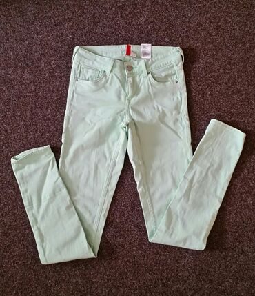 cropp pantalone: S (EU 36), M (EU 38), Normalan struk, Drugi kroj pantalona