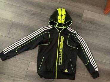 muski sorcevi fashion and friends: Original Adidas Predator gornji deo. Nošen je neko vreme ali još uvek