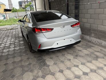 хюндай элентра: Hyundai Sonata: 2019 г., 2 л, Автомат, Газ, Седан