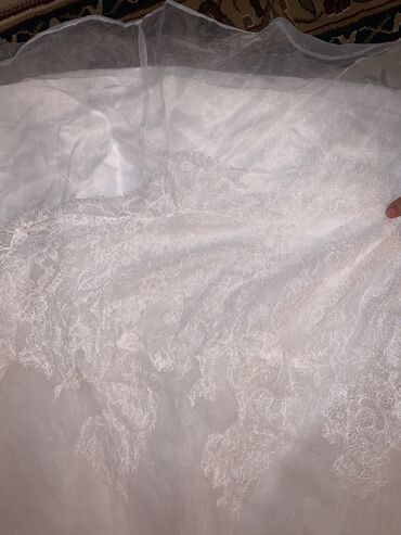 Toy paltarları: 40-42 razmerdi geyinilmeyib üzerinde remeni əlcəyi mini duvagida -da lalafo.az — 9 Toy paltarları: 40-42 razmerdi geyinilmeyib üzerinde remeni əlcəyi mini duvagida — 9