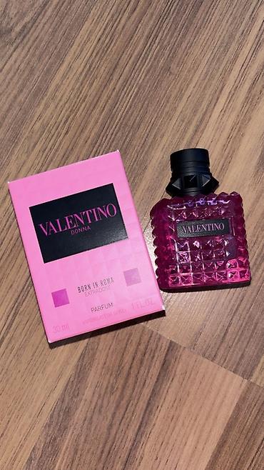 qadın ayaqqabi: Valentino Donna Born in Roma Extradosə – Parfum ~Parfümü işlədənlər — 1