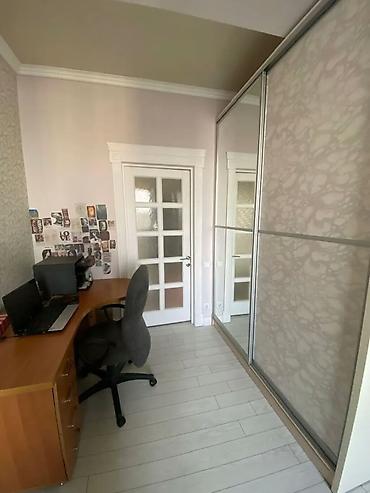 Долгосрочная аренда квартир: Сдается 3-х ком.квартира С парковкой В Районе Цума М2-130 Этаж-13/14 — 7