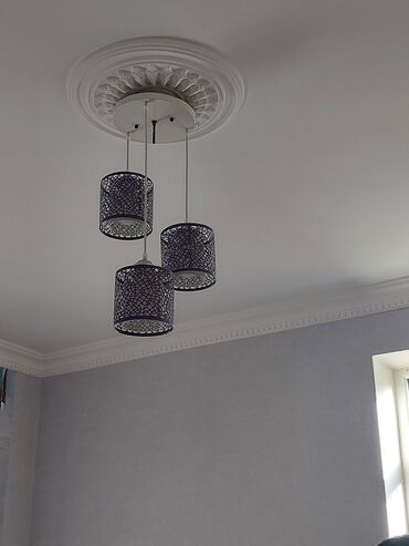 Pərdə və jalüzlər: Çılçıraq, 3 lampa