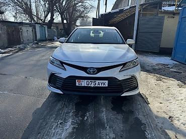 Toyota: Toyota Camry: 2022 г., 2.5 л, Автомат, Гибрид, Седан — 7