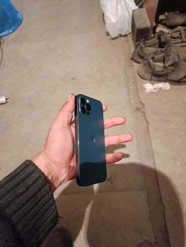 Apple iPhone: IPhone 12 Pro, Б/у, 128 ГБ, Pacific Blue, Чехол, 88 % — 3