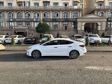 corolla 2018: Hyundai Avante: 2019 г., 1.6 л, Седан — 2