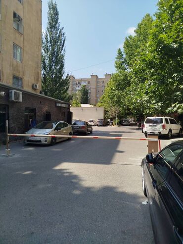 Köhnə tikili: Bakı, Bakıxanov qəs., 3 otaqlı, Köhnə tikili, m. Neftçilər, 86 kv. m -da lalafo.az — 13 Köhnə tikili: Bakı, Bakıxanov qəs., 3 otaqlı, Köhnə tikili, m. Neftçilər, 86 kv. m — 13