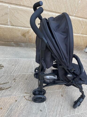 uşağ arabalari: İki tutacaqlı araba, Chicco