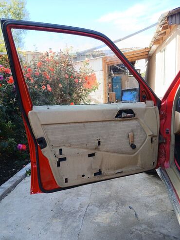 Mercedes-Benz: Mercedes-Benz E-Class: 1988 г., 2.3 л, Механика, Бензин, Седан — 13