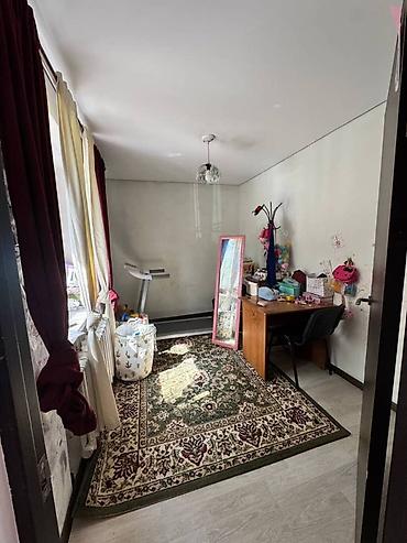 махадма ганди: 3 комнаты, 54 м², 104 серия, 2 этаж — 5