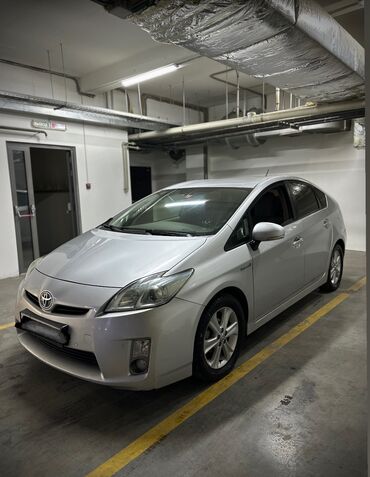 тойота 2010: Toyota Prius: 2010 г., 1.8 л, Вариатор, Гибрид, Хэтчбэк