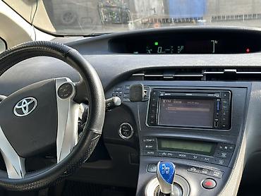 arizzo 8: Toyota Prius: 2012 г., 1.8 л, Вариатор, Гибрид, Лифтбек — 6