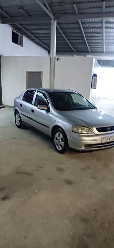 Opel: Opel Astra: 1.6 l | 1999 il 400190 km Sedan — 4