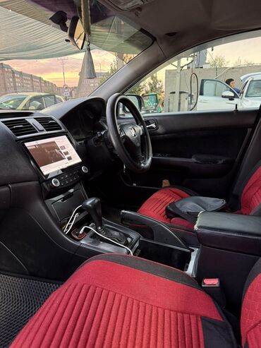 автомобиль для продажи: Honda Accord: 2004 г., 2.4 л, Автоматтык, Бензин, Седан
