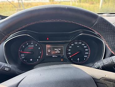 воздухозаборник на капот субару: Chevrolet Trailblazer: 2022 г., 1.4 л, Автомат, Бензин, Кроссовер — 8