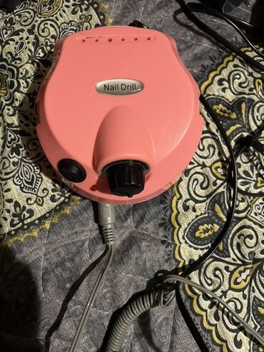 Dırnaq qurutma lampaları: Peşəkar dırnaq frezi – “Nail Drill” aparat - Rəng: çəhrayı korpus -