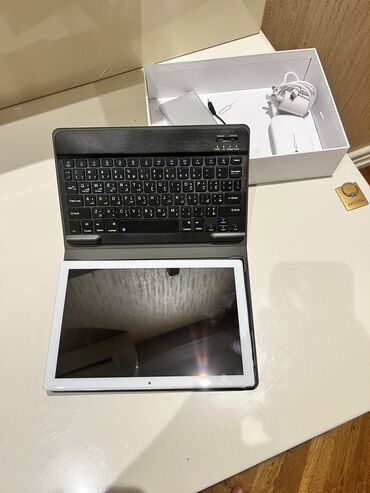 vitaday maxi tablet qiymeti: 6ram 256 yaddaş ağ rəng planşet discover note 13+ Yenidir metroya