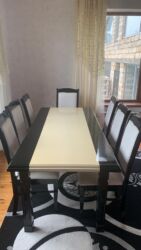 Stullar: Qonaq otağı üçün, İşlənmiş, Açılmayan, Dördbucaq masa, 8 stul