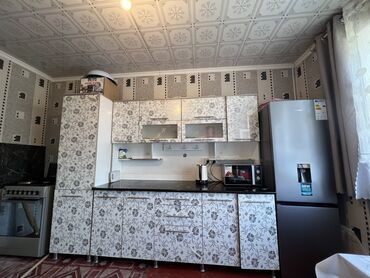 эски кийим: Ашкана гарнитуру, Колдонулган, түсү - Боз