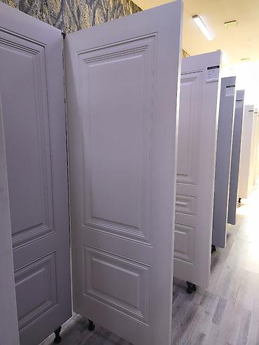 Ağ rəngli klassik interyer qapıları - Material: möhkəm ağac/MDFlam — 1