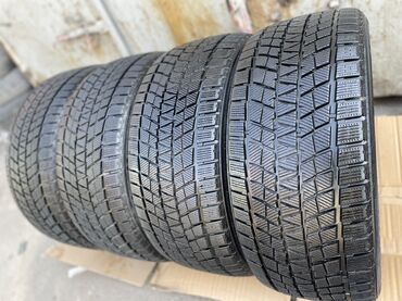 шины на делику: Продаю Новые Зимние шины Kapsen, комплект из 4 шт на 245/40/R19