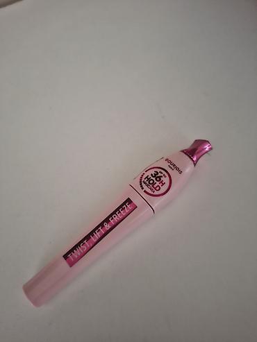 Šminka: Bourjois Twist Up The Volume – maskara “Twist, Lift & Freeze” — 1