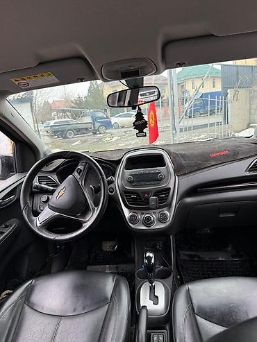 e6 3: Chevrolet Spark: 2018 г., 0.1 л, Автомат, Бензин, Хэтчбэк — 5