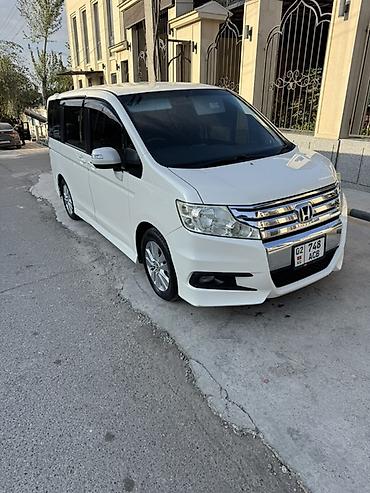 Honda: Honda Stepwgn: 2010 г., Газ, Минивэн — 12