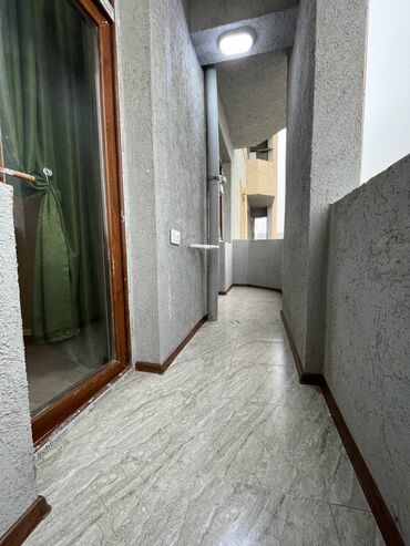 Yeni tikili: Yeni Günəşli Massiv D, 2 otaqlı, Yeni tikili, m. Xalqlar Dostluğu, 80 kv. m — 14