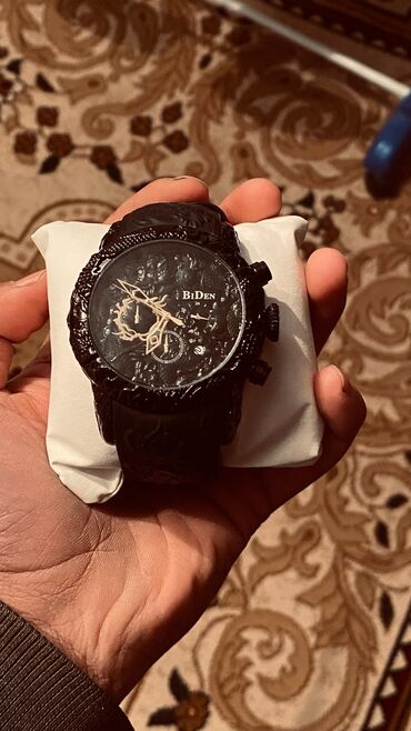 очки с камерой сколько стоит в бишкеке: Классикалык сааттар саат, Күмүш, Италия, Секунда өлчөгүч, Эркектердики, Жаңы