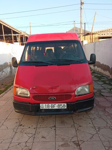 danqirat satilir: Ford Transit: 2.4 l | 1992 il 569000 km Hetçbek