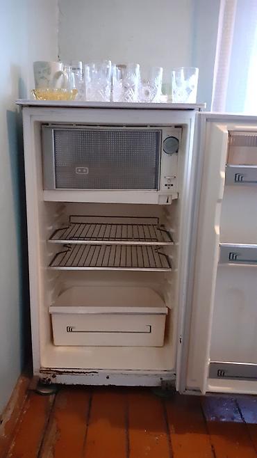 Холодильники: Б/у Мини Saratov Холодильник Продажа, цвет - Белый — 2