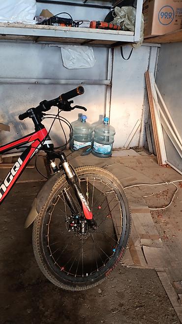 İdman velosipedləri: Velosiped az istifadə olunub yeni kimidi. Hər şey işlək vəziyyətdədi — 9