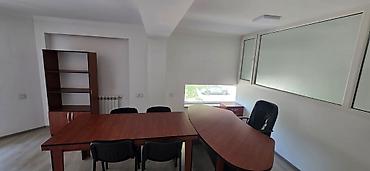 Ofis mebeli: İdeal vəziyyətdədir,az işlənmışdir. Qiymət razılaşma yolu ilə . Əlaqə — 4