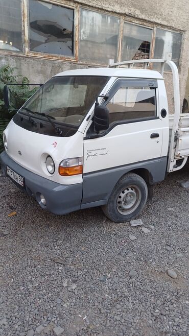 продаю hyundai: Hyundai Porter: 2006 г., 2.5 л, Механика, Дизель