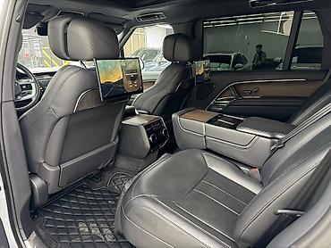 range over: Land Rover Range Rover: 2023 г., 4.4 л, Автомат, Бензин, Внедорожник — 6